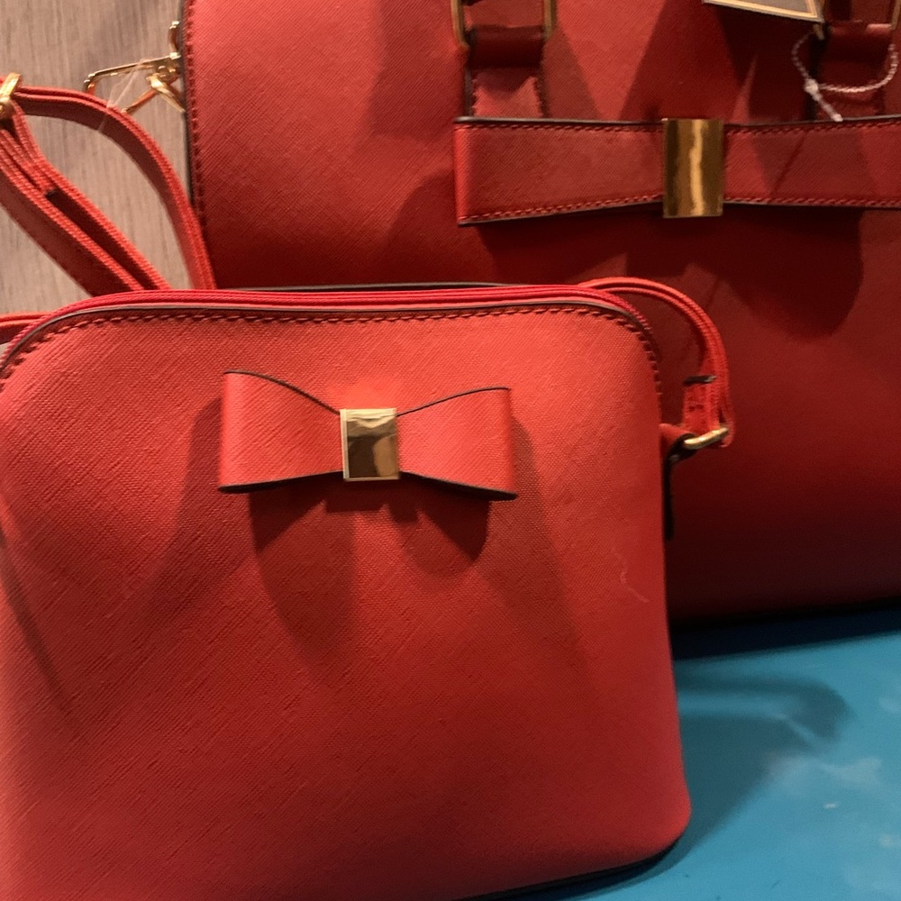✨NWT✨Three Piece Set of Red Handbags - Picture 9 of 12